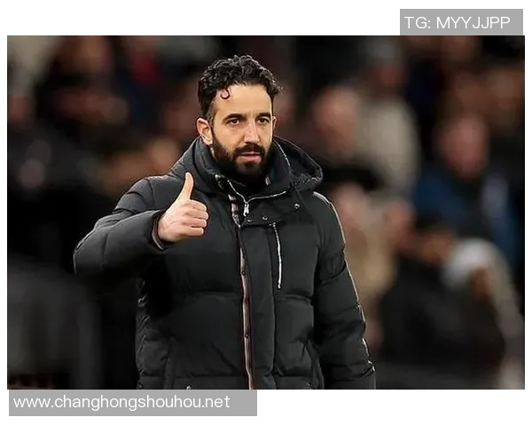 曼联将以6000万引进安德森阿莫林对其表现出极大兴趣 曼联将以6000万引进安德森阿莫林对其表现出极大兴趣